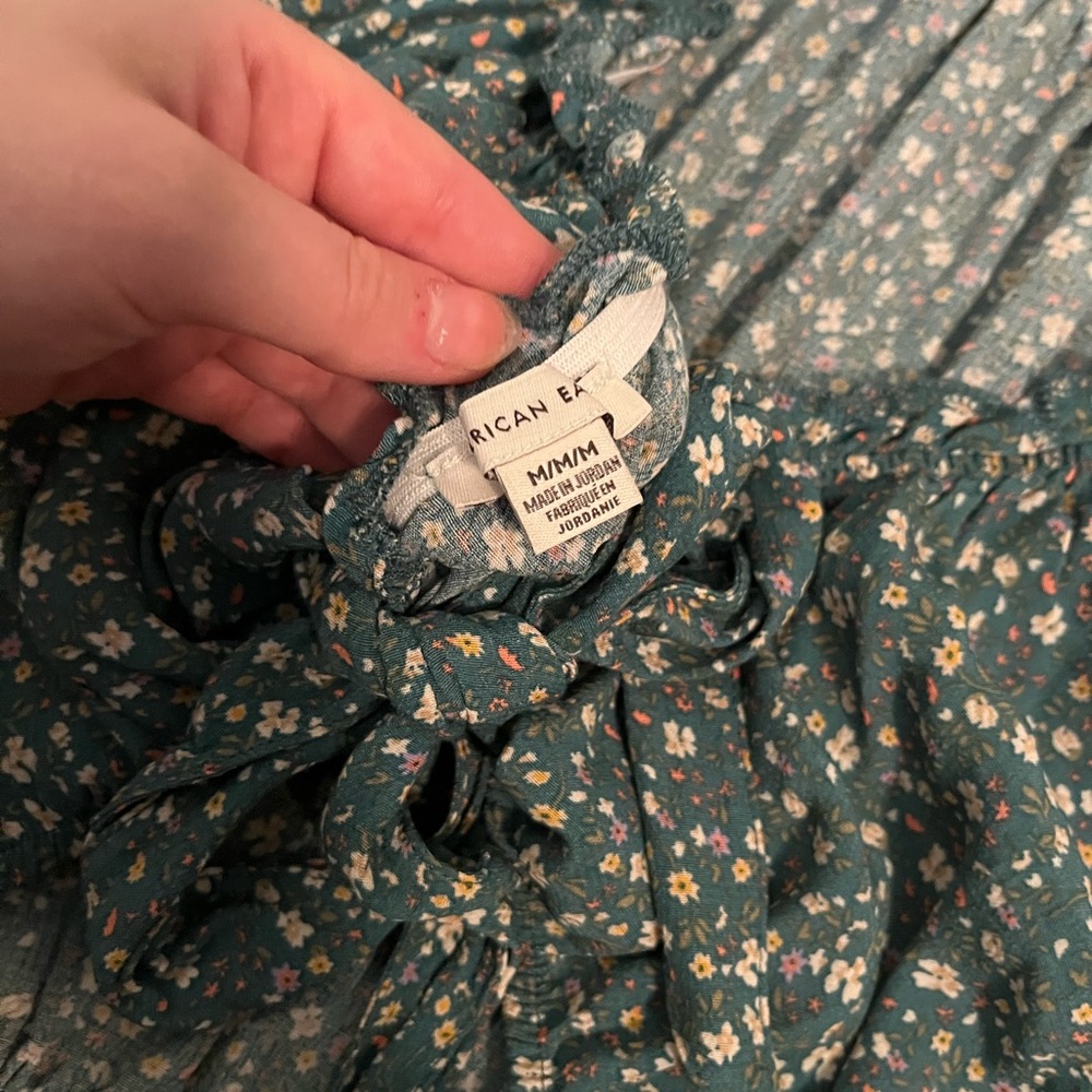 American Eagle top - Picture 2 of 3